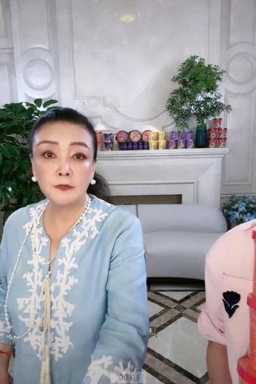 张兰吃瓜直播,揭秘娱乐圈幕后故事