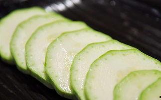 小昆明瓜怎么吃,解锁夏日清新美味 第1张 小昆明瓜怎么吃,解锁夏日清新美味 第1张