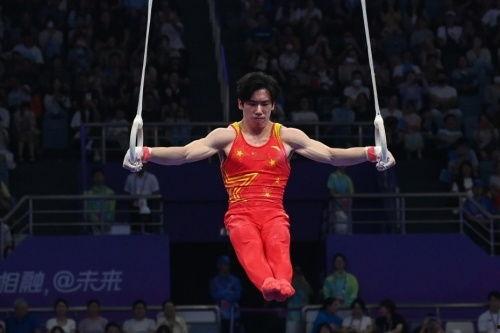 张博恒russell吃瓜