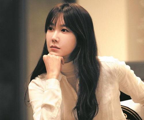 韩剧吃瓜头像女主,揭秘韩剧“吃瓜头像女主”的甜蜜爱情故事