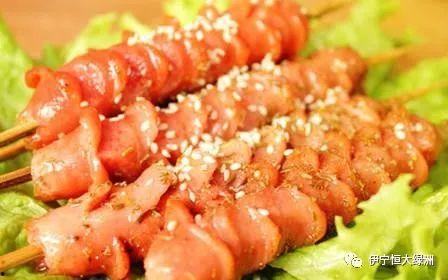 带你吃瓜吃烤肠图片搞笑,带你吃瓜吃烤肠，欢乐瞬间尽收眼底